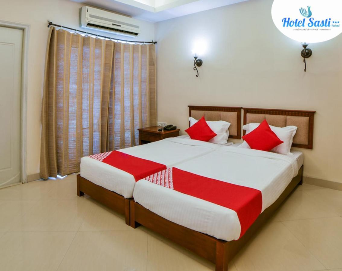 Sasti Hotel Palani Exterior photo